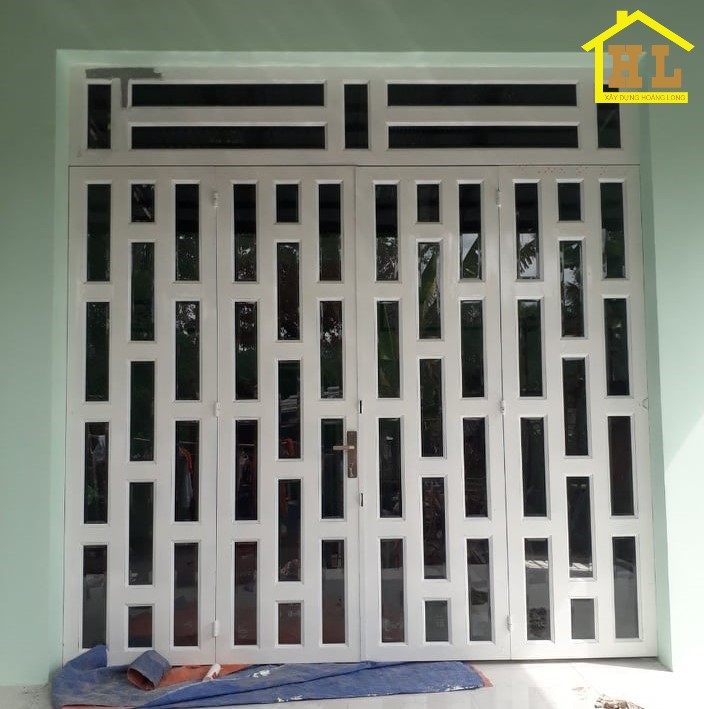 làm cửa sắt pano đẹp ở bình chánh