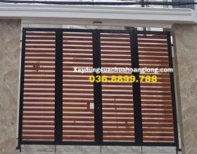 Cửa cổng sắt sơn giả gỗ đơn giản